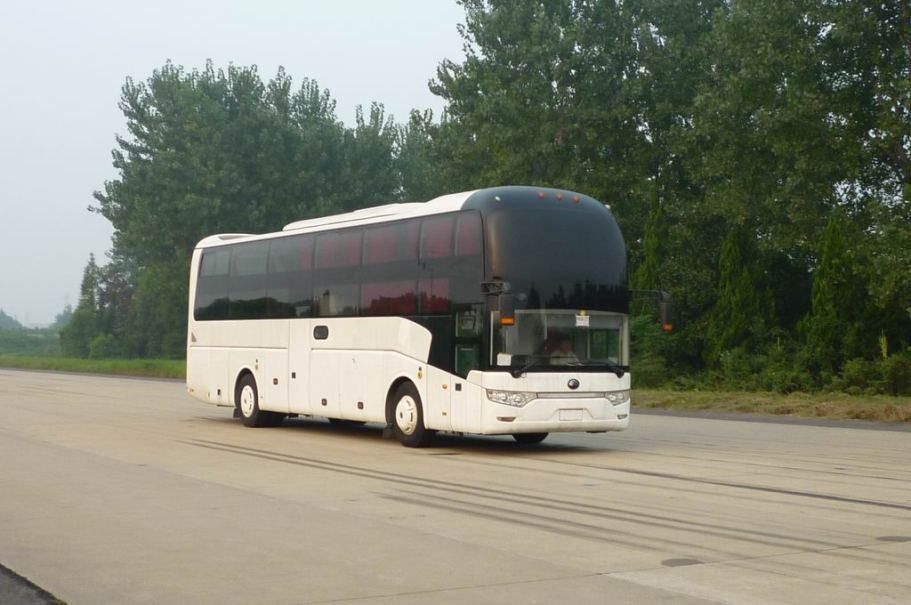 ZK6122HW9卧铺客车燃油公告图片2