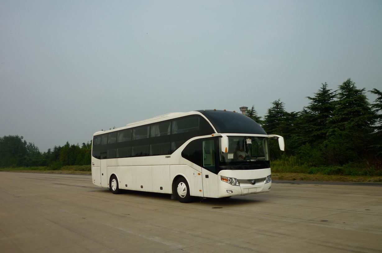 ZK6127HW9卧铺客车燃油公告图片2