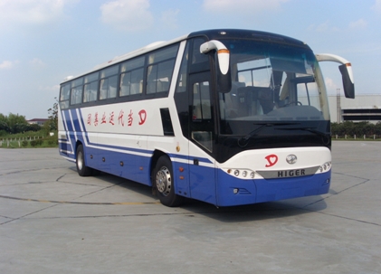 KLQ6125QE4客车燃油公告图片2