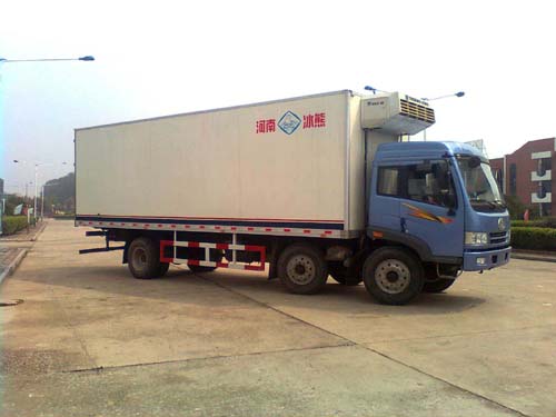 BXL5241XLC冷藏车燃油公告图片2