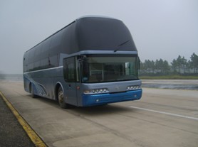 FJ6120WA2豪华卧铺客车燃油公告图片2