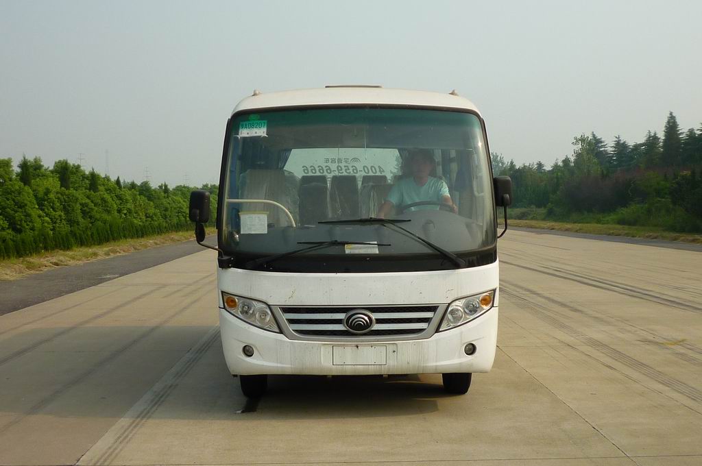 ZK6608DMB9客车燃油公告图片1