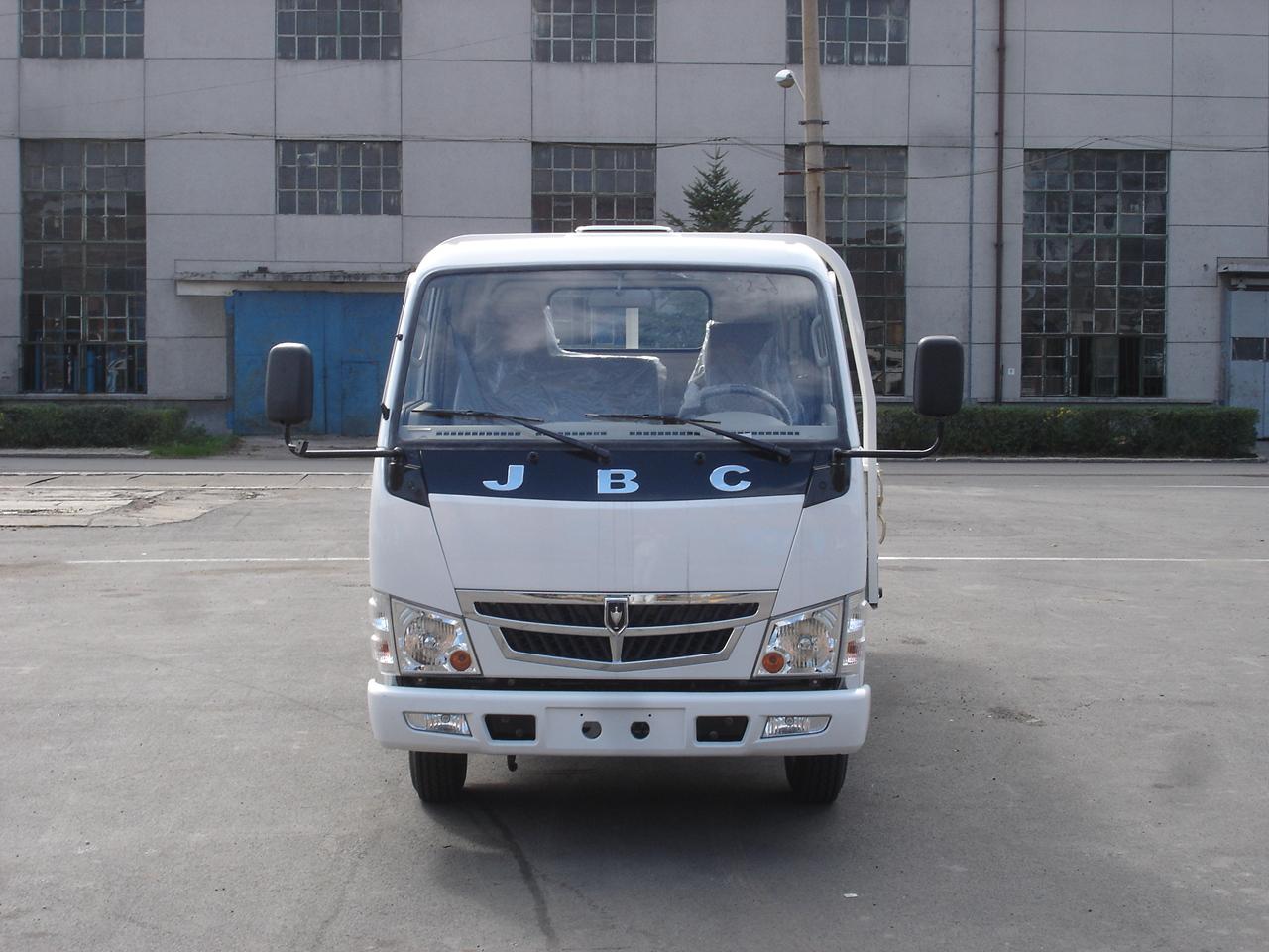 SY1043DE4F载货汽车燃油公告图片1