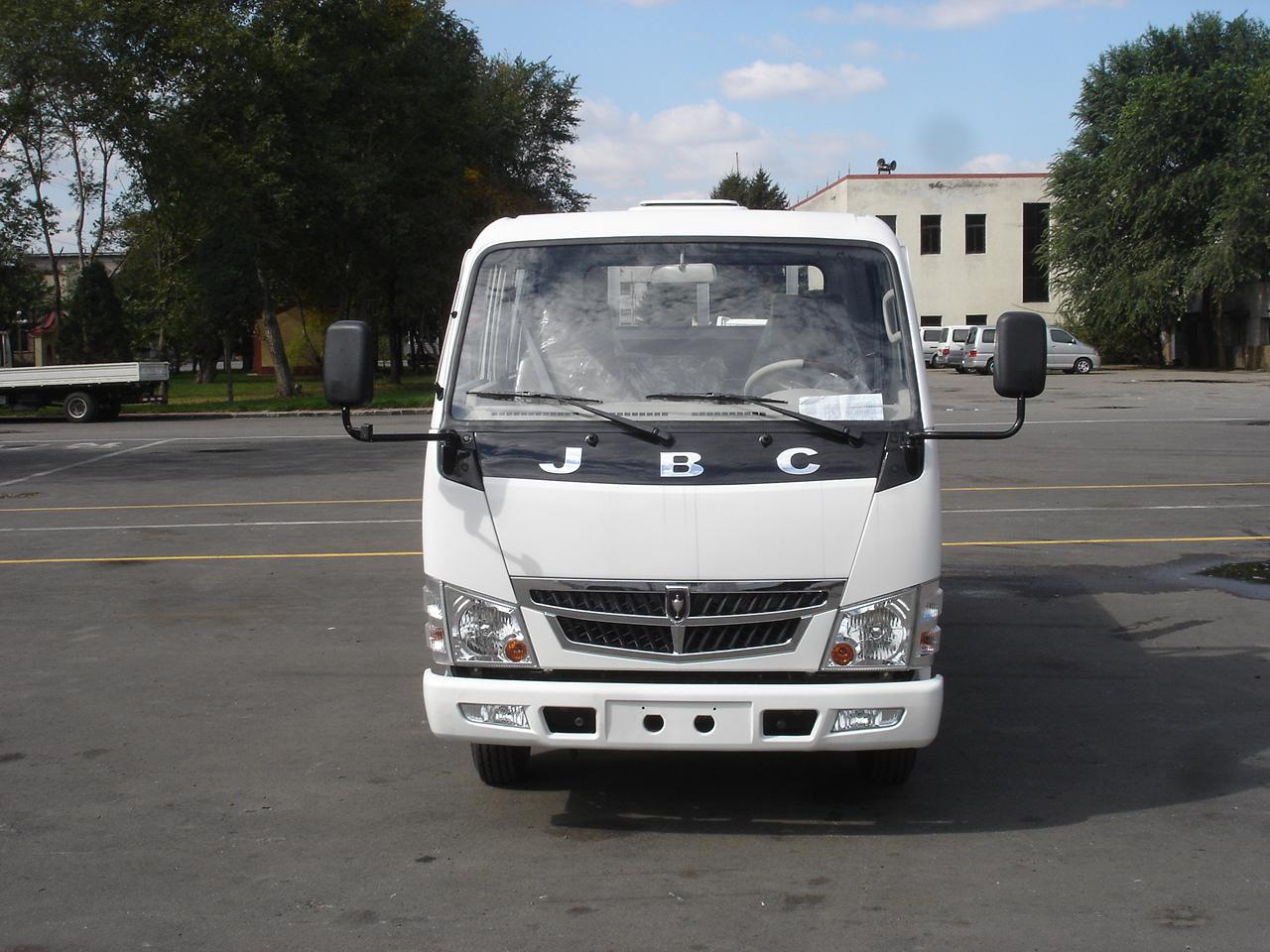 SY1043SE4F载货汽车燃油公告图片1