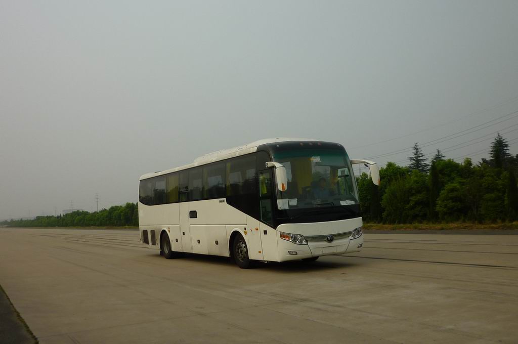 ZK6127HA9客车燃油公告图片2