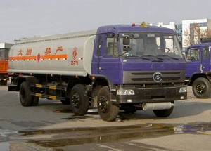 DFD5258GHY化工液体运输车燃油公告图片2
