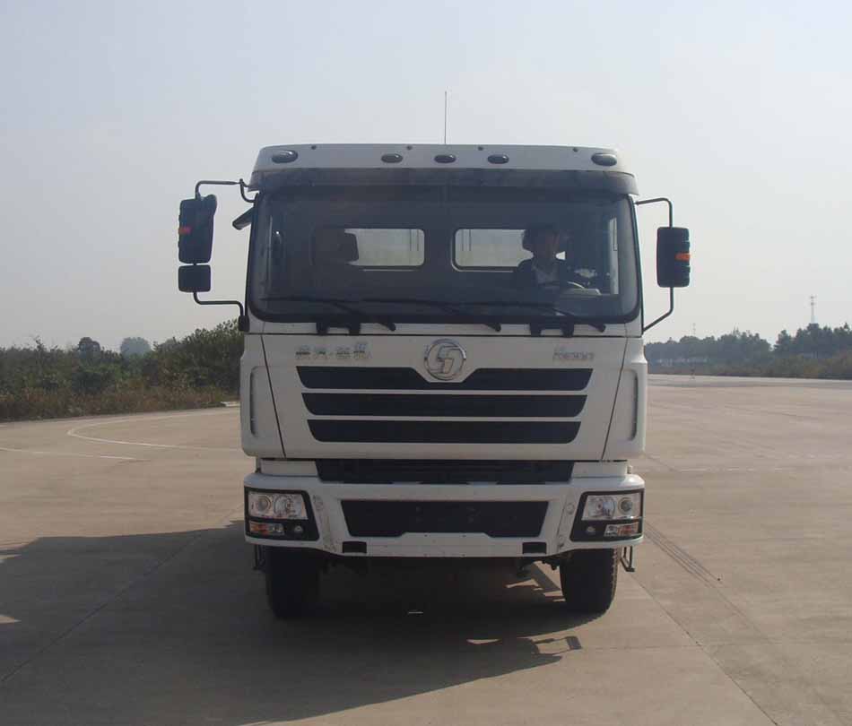 XT5250GJBSX混凝土搅拌运输车燃油公告图片1