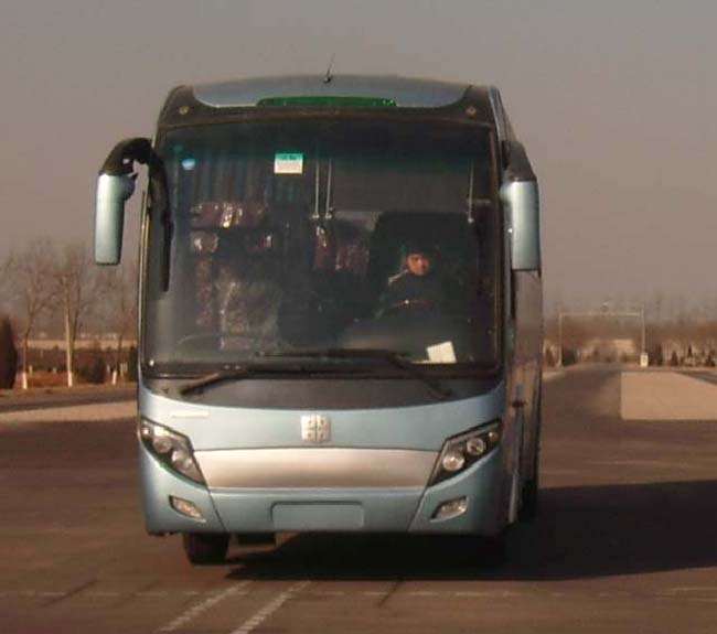 LCK6118H-2客车燃油公告图片1
