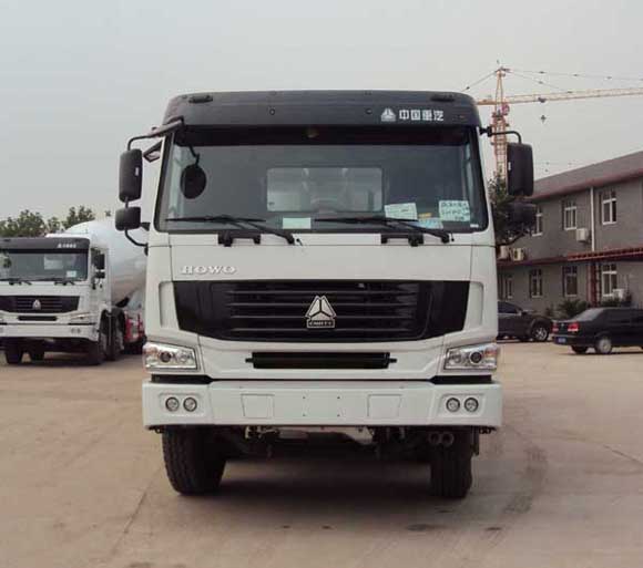 XT5311GJBZZ混凝土搅拌运输车燃油公告图片1