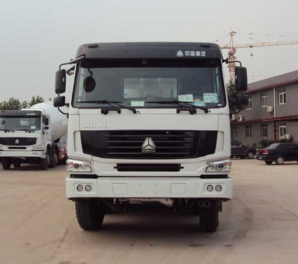 XT5311GJBZZ混凝土搅拌运输车燃油公告图片1