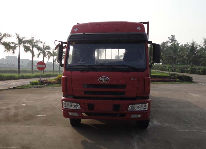 CA1312P1K8L7T10EA80平头柴油载货汽车燃油公告图片1