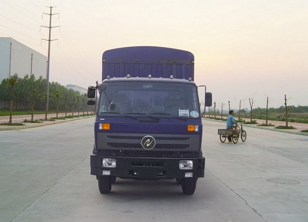 DFD5211CCQ1仓栅式运输车燃油公告图片1