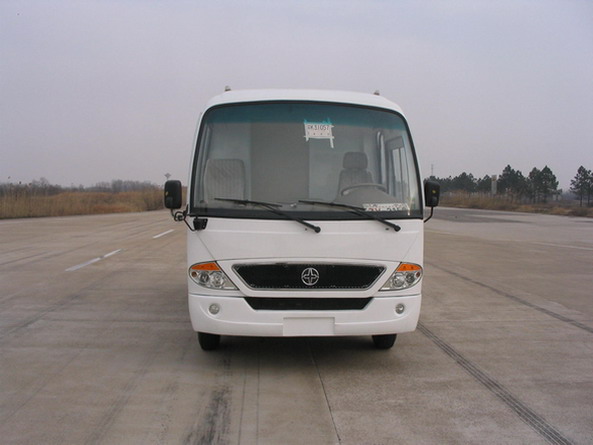 YBL5060XXY客厢式运输车燃油公告图片1