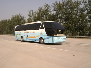 JNP6127M-1豪华旅游客车燃油公告图片2