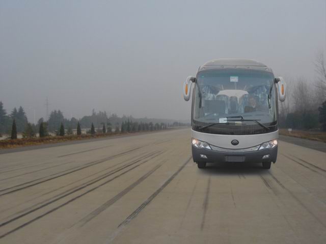 ZK6930HB9客车燃油公告图片1