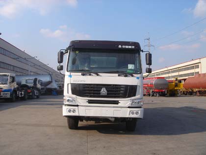 THT5256GJB05ZZA混凝土搅拌运输车燃油公告图片1