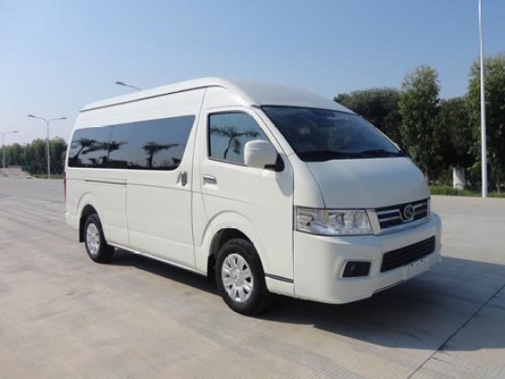 金龙5.5米6-9座轻型客车(xmq6551beg4)