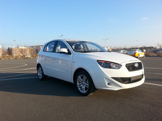 一汽牌纯电动轿车(ca7008ev)