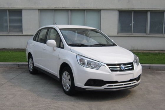 启辰牌1.6l轿车(dfl7166acd3)