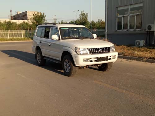 BJ2032CJB3型轻型越野汽车