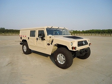 EQ2040M型越野汽车