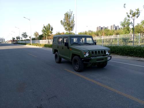 BJ2036CJB1型轻型越野汽车