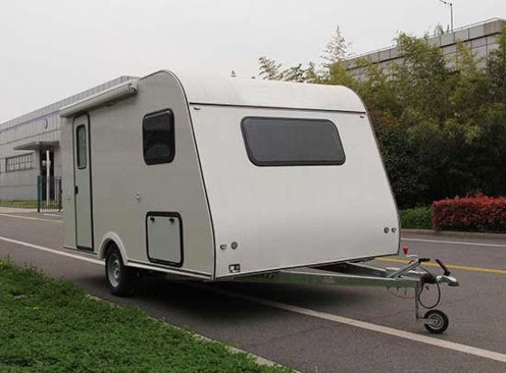 兴邦龙牌0.2吨5.9米1轴旅居挂车(xbz9010xlj)