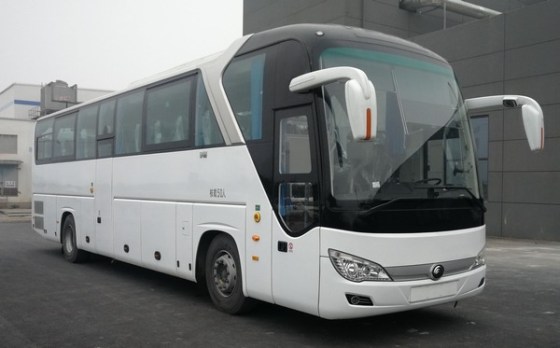 宇通牌12米24-54座客车(zk6122ht6q1)