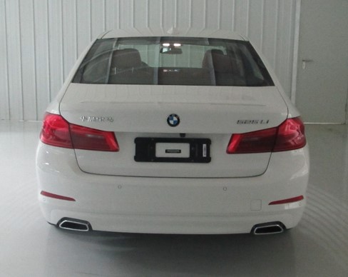 BMW7201NN车型图片