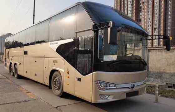 宇通牌13.7米25-56座客车(zk6148hqb5y)