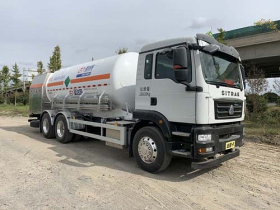 sdy5261gdyr圣达因牌低温液体运输车