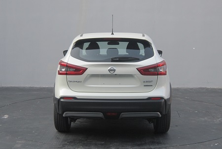 东风日产牌dfl7200vbnl4轿车