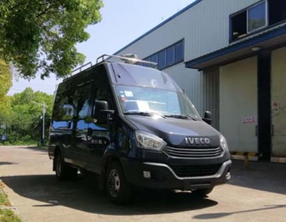 nj5046xzhfe依维柯牌指挥车