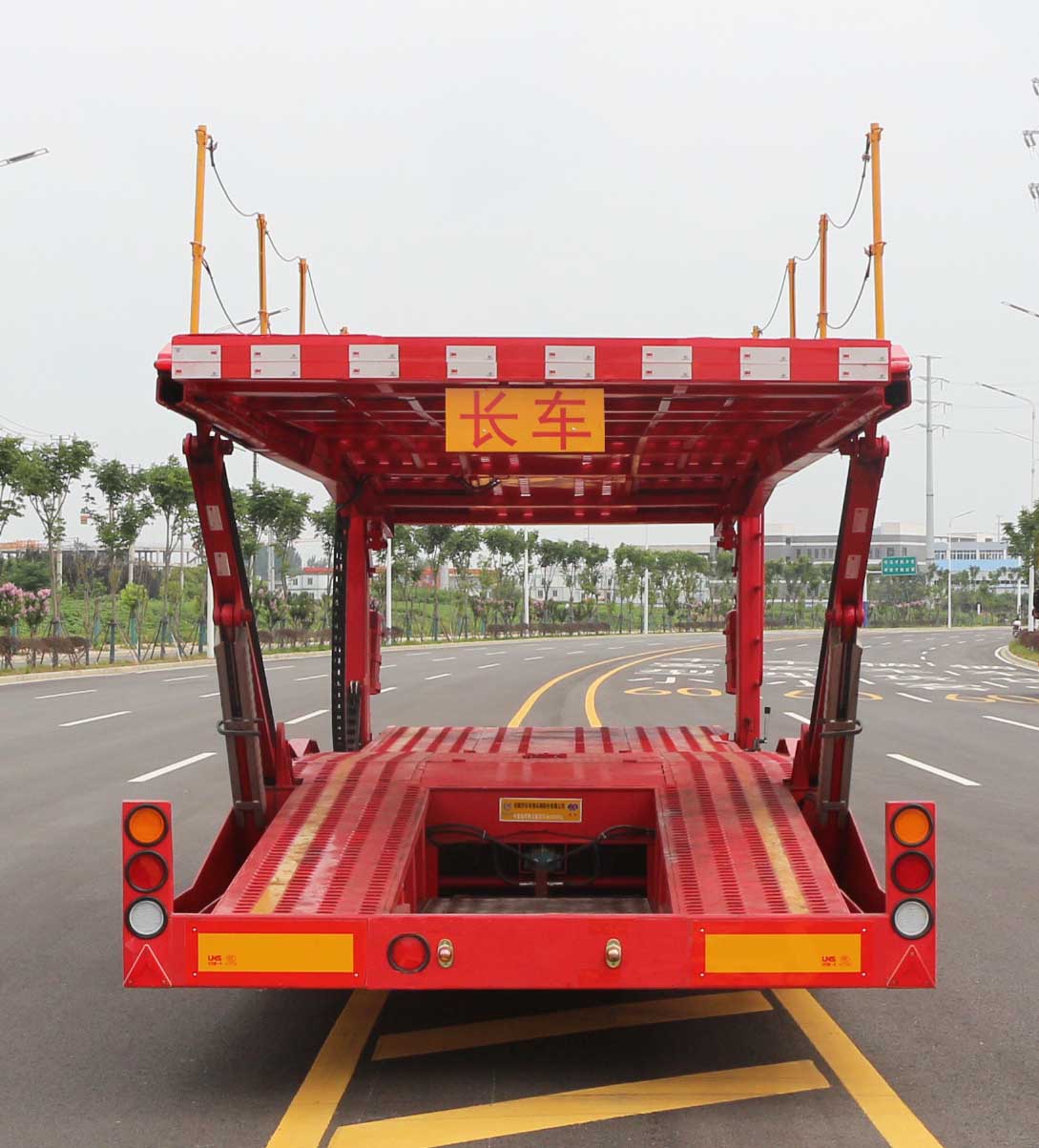 开乐牌akl9150tcl中置轴车辆运输挂车公告图片