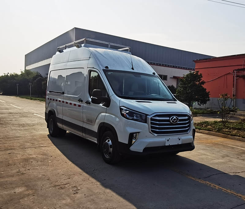億拖牌CYT5040XJE環境監測車