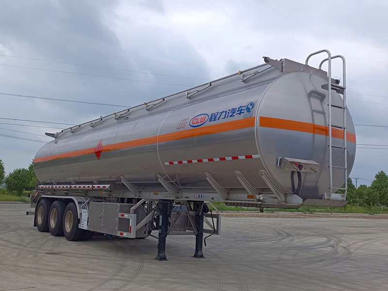 程力牌cl9406gyylv铝合金运油半挂车