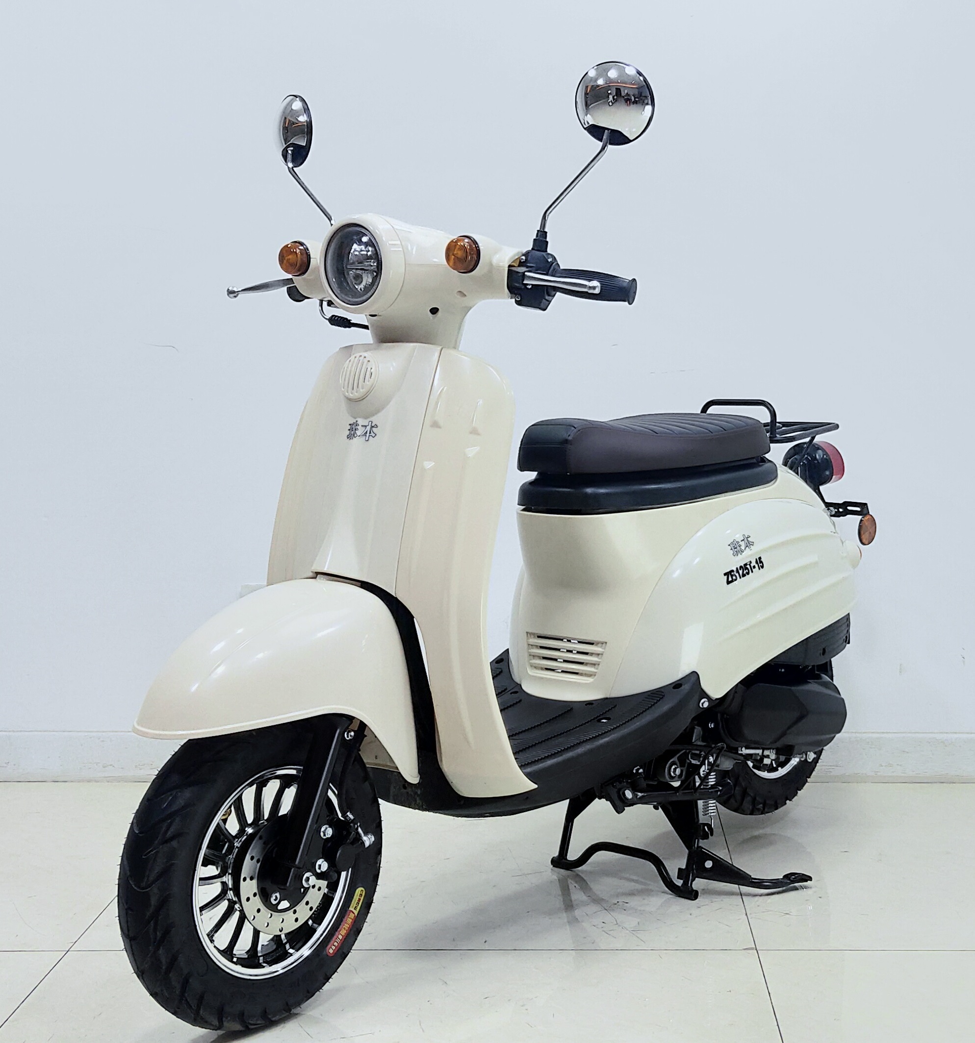 珠本牌zb125t15两轮摩托车