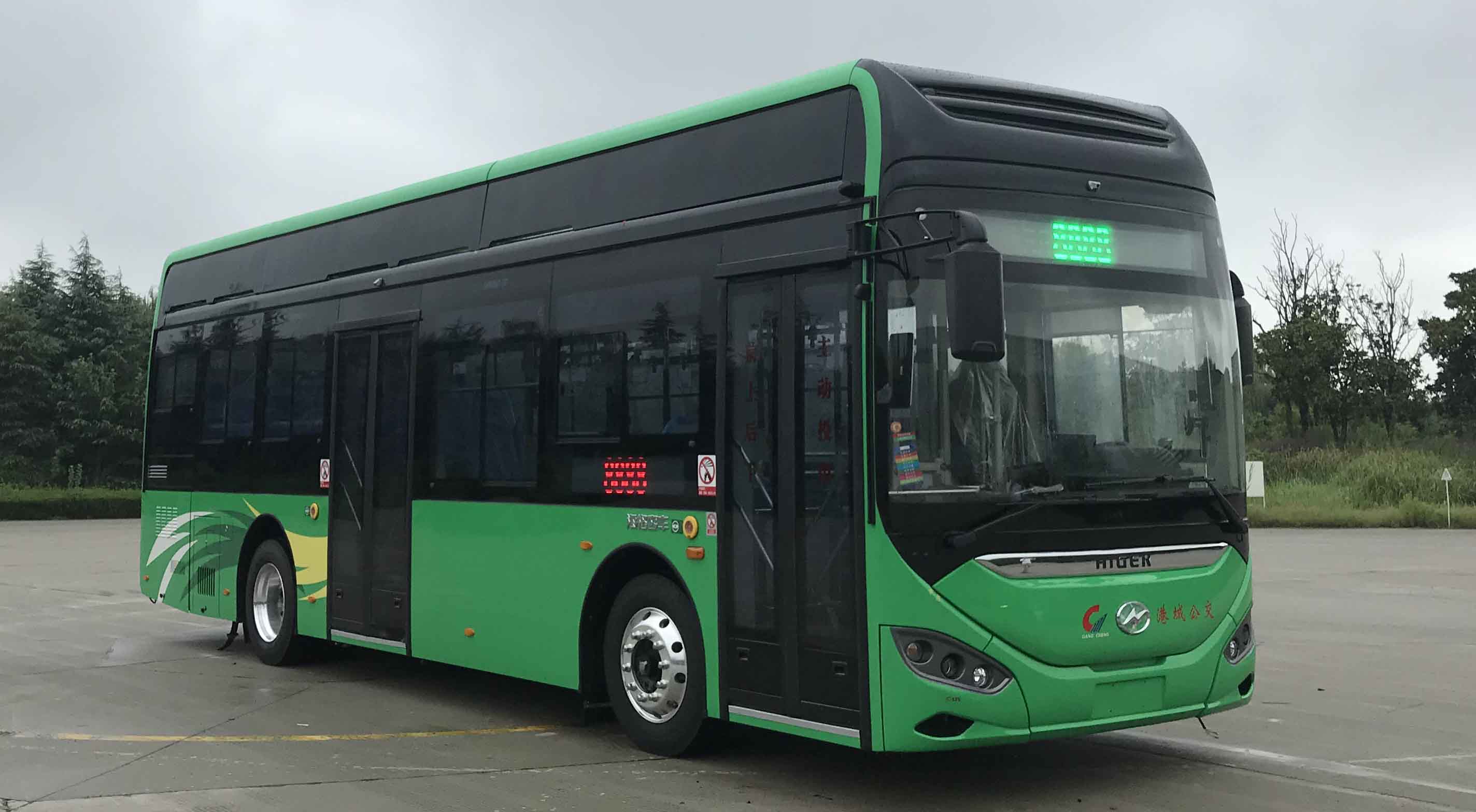 海格牌10.5米21-36座燃料电池低入口城市客车(KLQ6106GAFCEV7)