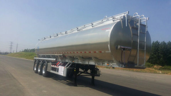 永强牌12.4米33.6吨3轴铝合金液态食品运输半挂车(YQ9400GYSCT1)