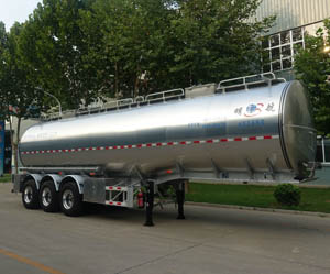 明航牌11.4米32.6吨3轴液态食品运输半挂车(ZPS9401GYSB)