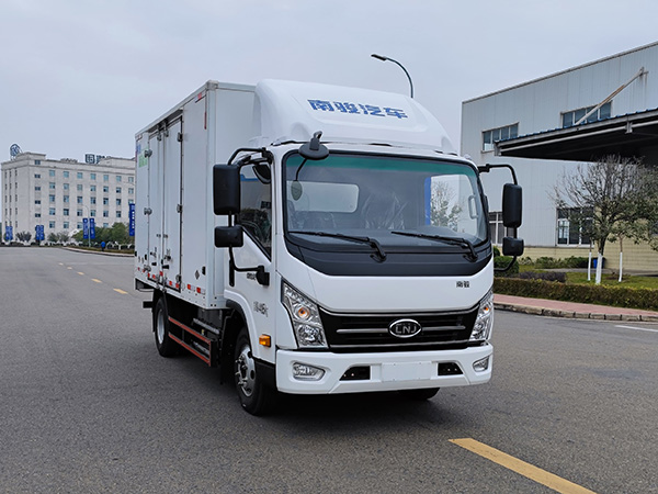 南駿牌NJA5041XXYBEV純電動廂式運輸車