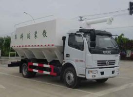 散装饲料运输车