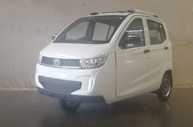 200zk-20e型正三轮摩托车 道路运输车辆达标公告(燃油公告)产品型号