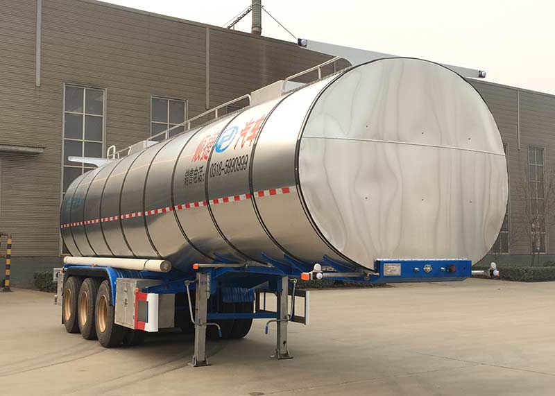 川腾牌10.9米32.5吨3轴液态食品运输半挂车(HBS9402GYS)