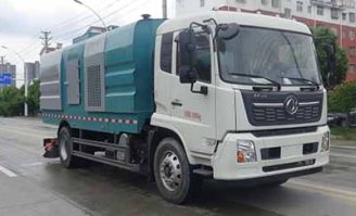 东风天锦VR HCQ5180TXCDF6吸尘车