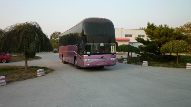 zk6122hwz9卧铺客车燃油公告参数  企业名称 郑州宇通客车股份有限